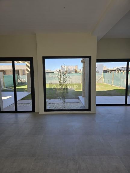 Casa en Venta en Lavalle, Mendoza