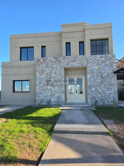 Casa en Venta en Lavalle, Mendoza
