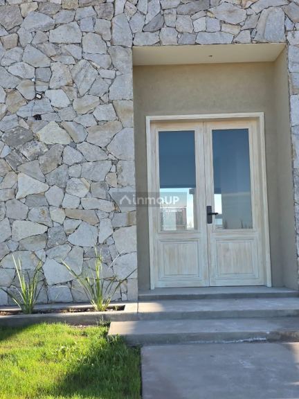 Casa en Venta en Lavalle, Mendoza
