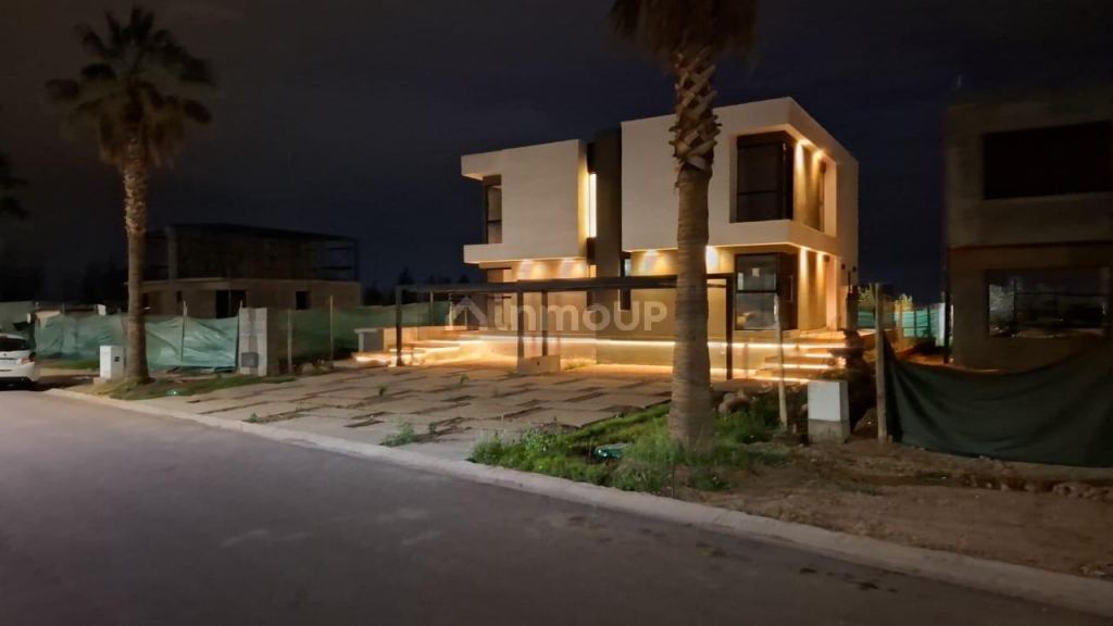 Casa en Venta en Maipu, Mendoza