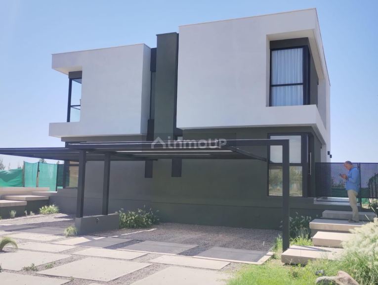 Casa en Venta en Maipu, Mendoza