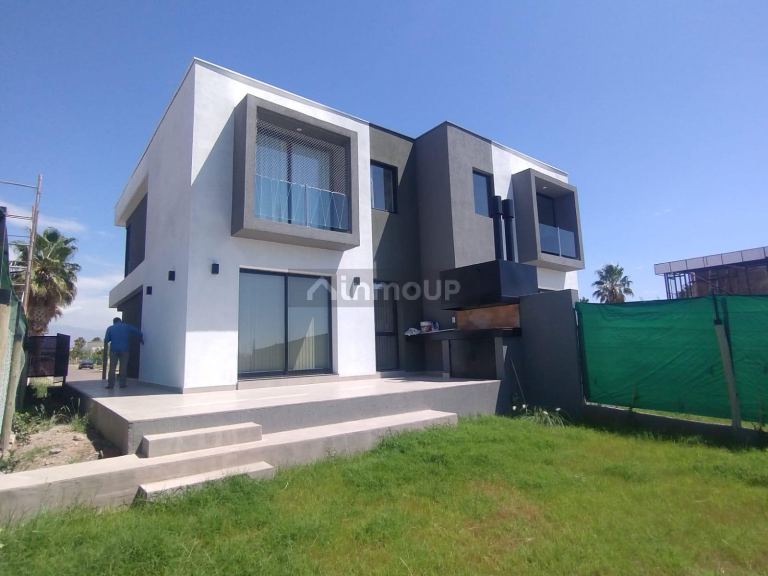 Casa en Venta en Maipu, Mendoza