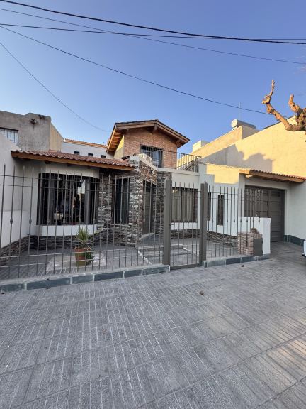 Casa en Venta en Guaymallen, Mendoza