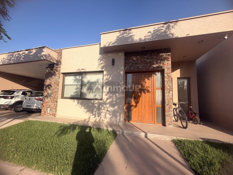 Casa en Venta en Guaymallen, Mendoza