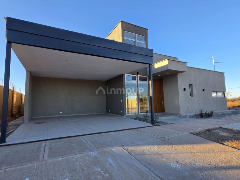 Casa en Venta en Maipu, Mendoza
