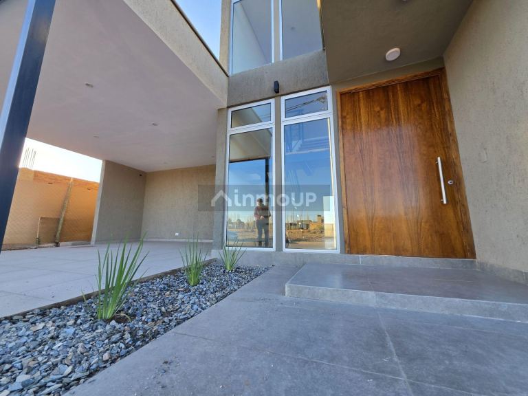 Casa en Venta en Maipu, Mendoza