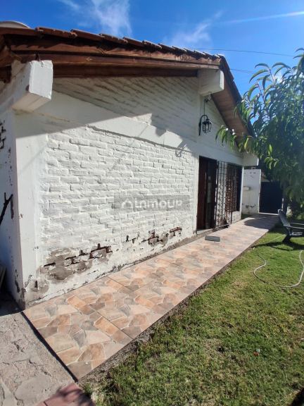 Lujan de Cuyo Almte. Brown 1552, M5505 Luján de Cuyo, Mendoza, Argentina