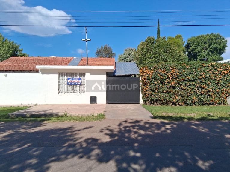Lujan de Cuyo Almte. Brown 1552, M5505 Luján de Cuyo, Mendoza, Argentina