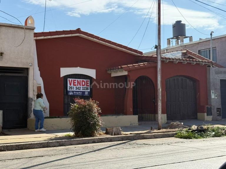 Casa en Venta en San Martin, Mendoza