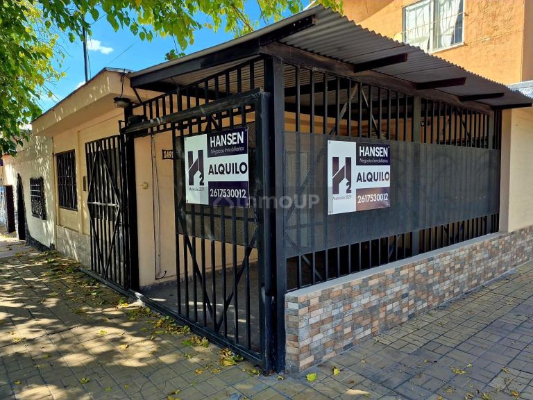 Casa en Alquiler en Godoy Cruz, Mendoza