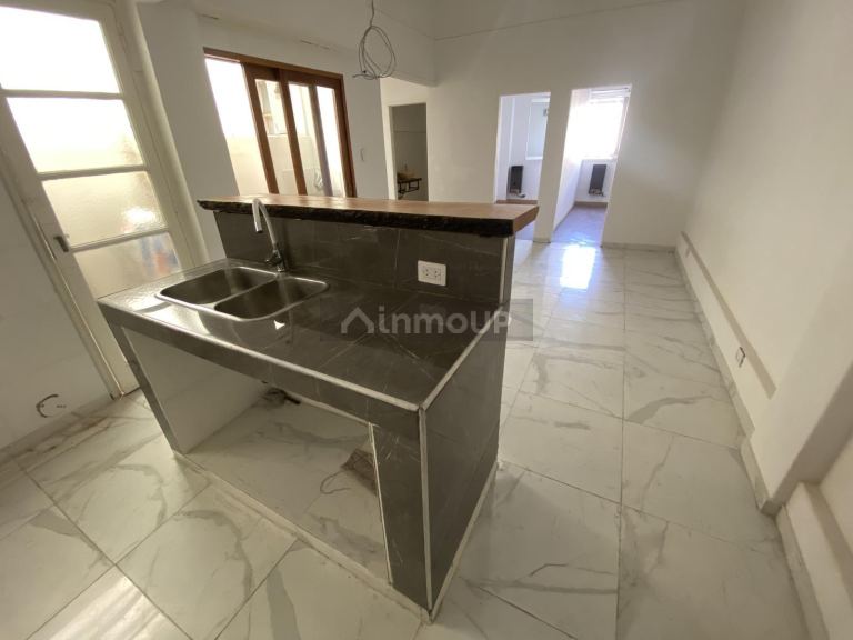 Departamento en Venta en Constitucion, Capital Federal