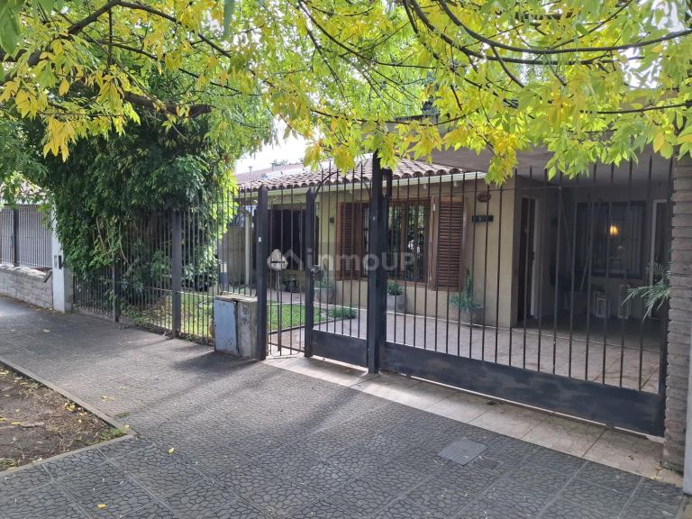 Casa en Venta en Almirante Brown, G.B.A. Zona Sur