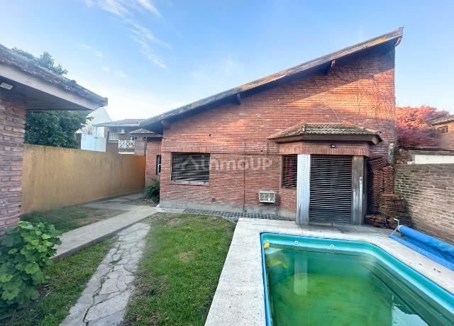 Casa en Venta en Almirante Brown, G.B.A. Zona Sur