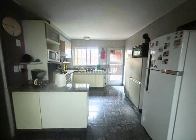 Casa en Venta en Almirante Brown, G.B.A. Zona Sur