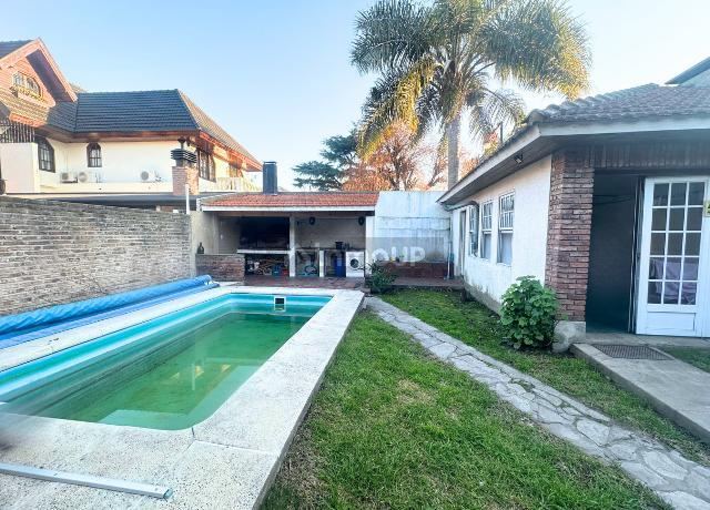 Casa en Venta en Almirante Brown, G.B.A. Zona Sur