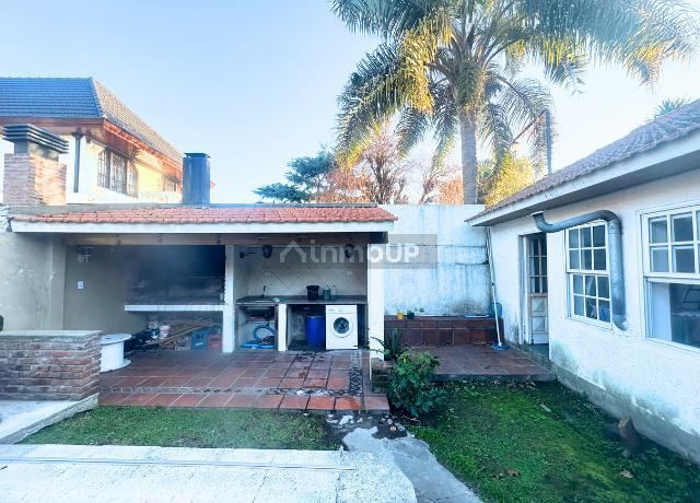 Casa en Venta en Almirante Brown, G.B.A. Zona Sur