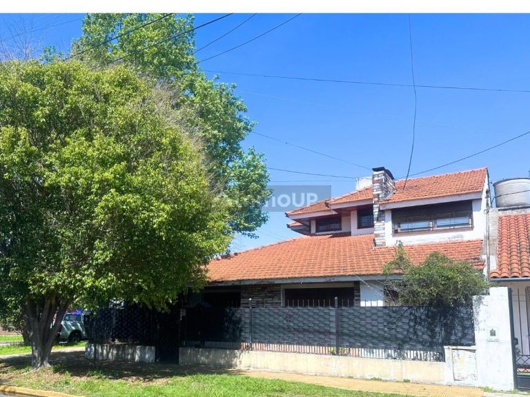 Casa en Venta en Almirante Brown, G.B.A. Zona Sur