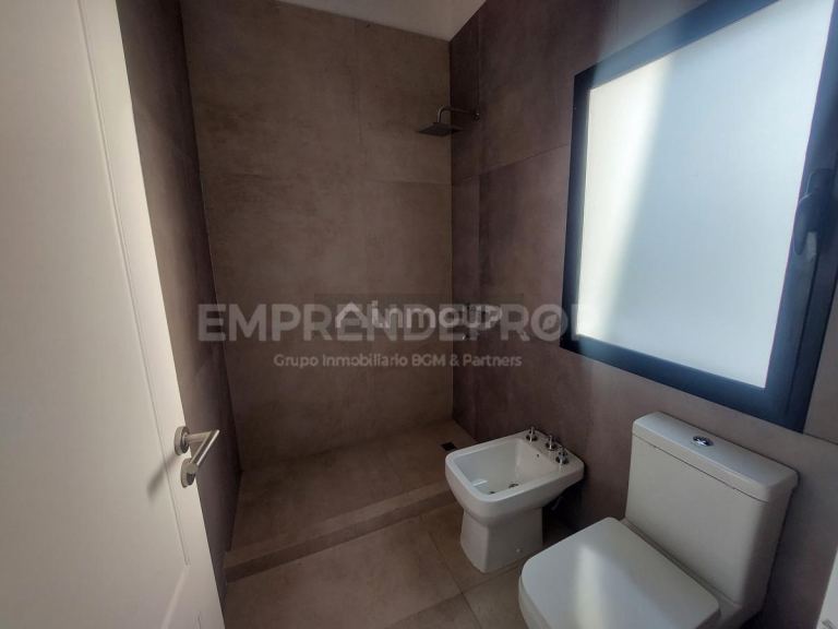 Casa en Alquiler en Pilar, G.B.A. Zona Norte