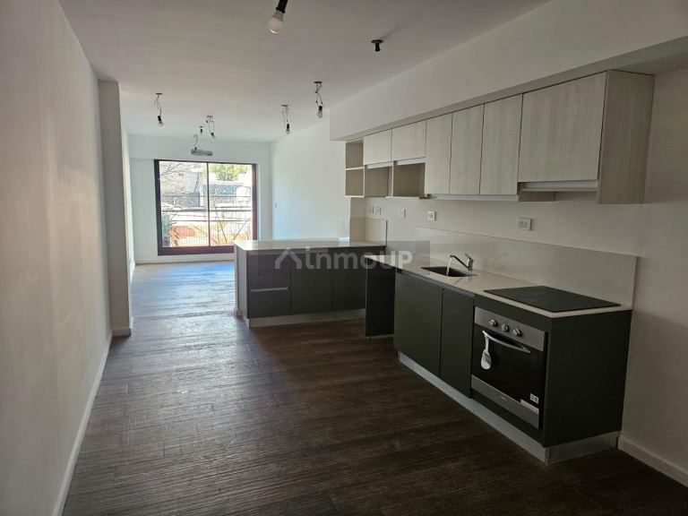 Departamento en Venta en San Cristobal, Capital Federal