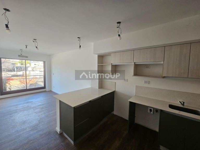 Departamento en Venta en San Cristobal, Capital Federal