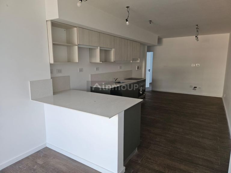 Departamento en Venta en San Cristobal, Capital Federal