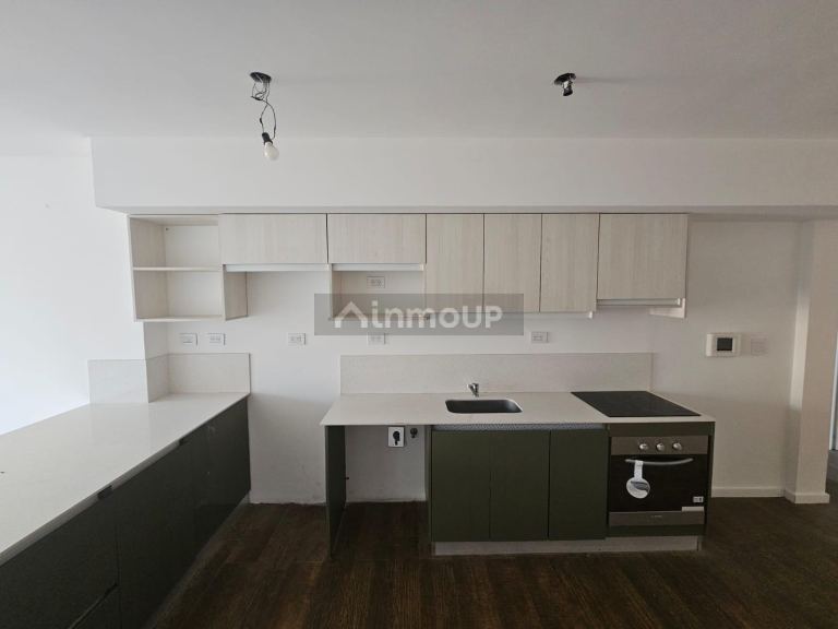 Departamento en Venta en San Cristobal, Capital Federal