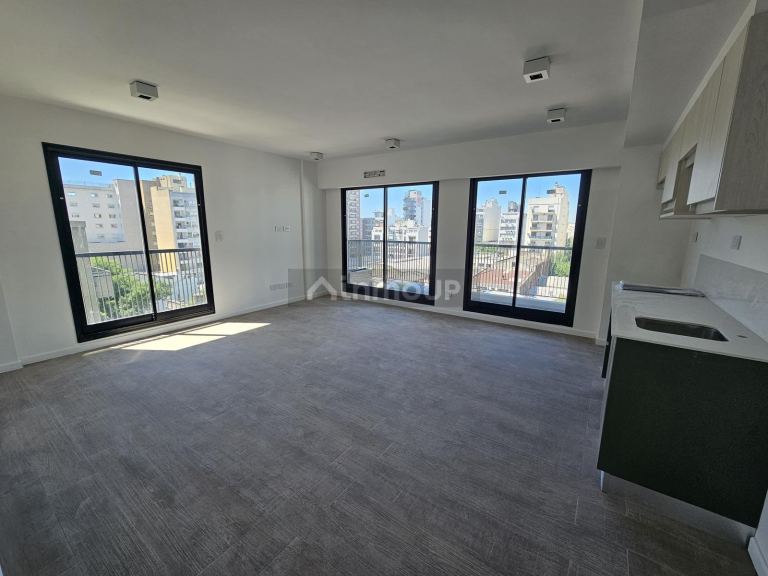 Departamento en Venta en San Cristobal, Capital Federal