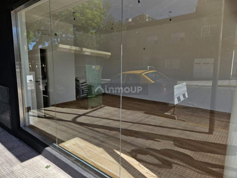 Local Comercial en Venta en Parque Patricios, Capital Federal