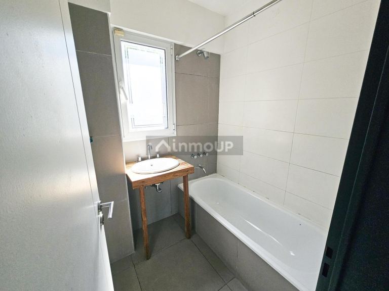 Departamento en Venta en San Isidro, G.B.A. Zona Norte
