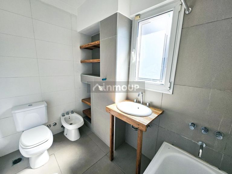Departamento en Venta en San Isidro, G.B.A. Zona Norte