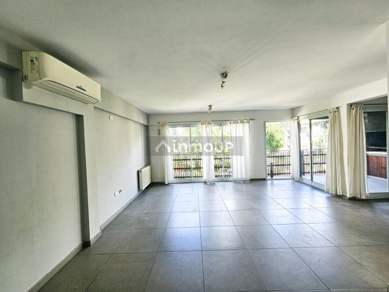 Departamento en Venta en San Isidro, G.B.A. Zona Norte