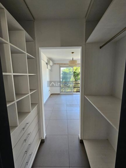 Departamento en Venta en San Isidro, G.B.A. Zona Norte