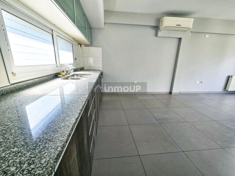 Departamento en Venta en San Isidro, G.B.A. Zona Norte