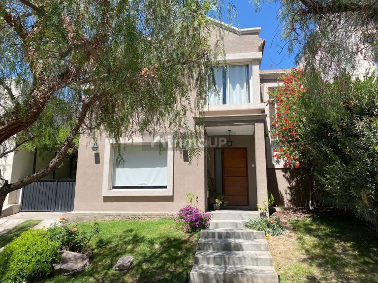 Casa en Venta en Las Heras, Mendoza