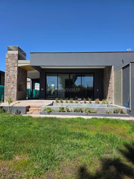 Casa en Venta en Maipu, Mendoza