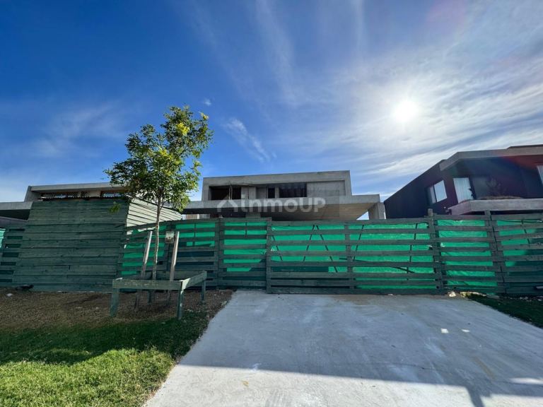 Casa en Venta en Escobar, G.B.A. Zona Norte