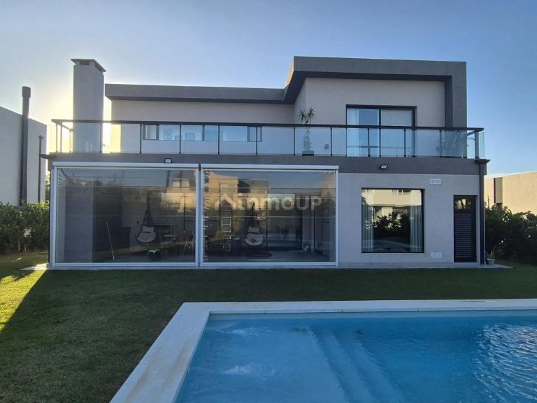 Casa en Venta en Escobar, G.B.A. Zona Norte