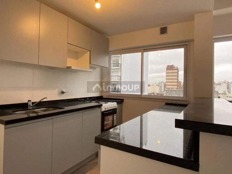 Departamento en Venta en San Cristobal, Capital Federal