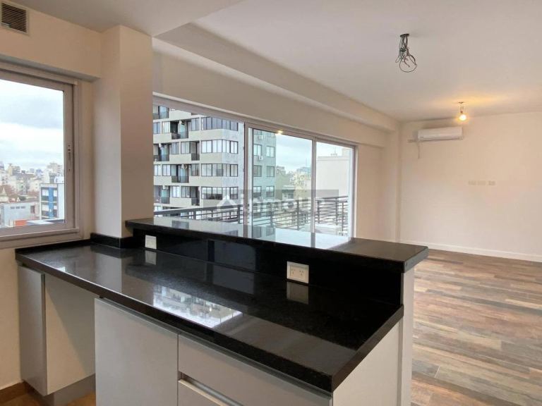 Departamento en Venta en San Cristobal, Capital Federal
