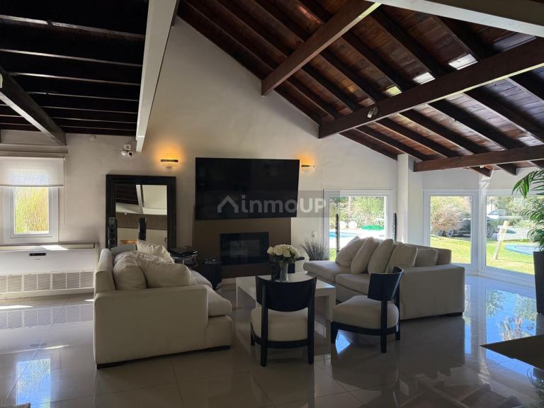 Casa en Venta en Pilar, G.B.A. Zona Norte