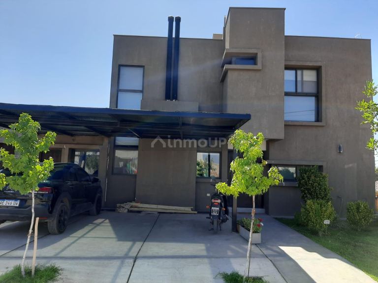 Casa en Venta en Maipu, Mendoza