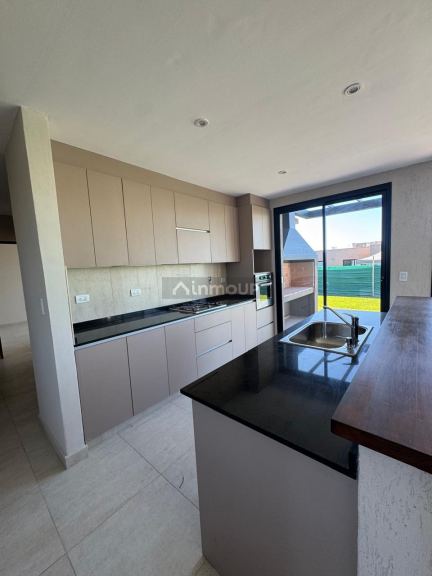 Casa en Venta en Maipu, Mendoza