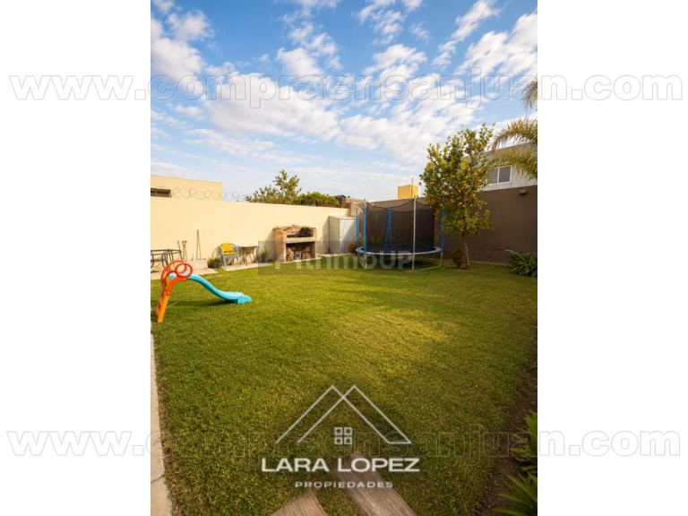 Casa en Venta en Capital, San Juan
