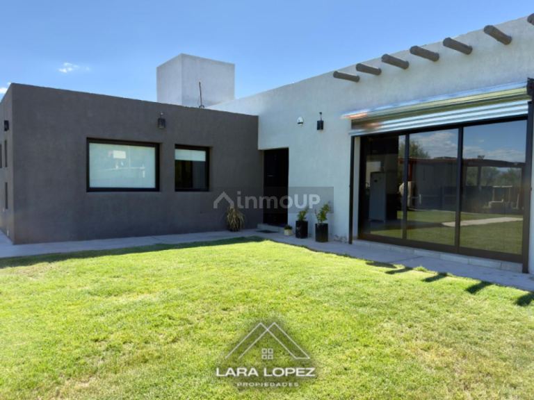 Casa en Venta en Capital, San Juan