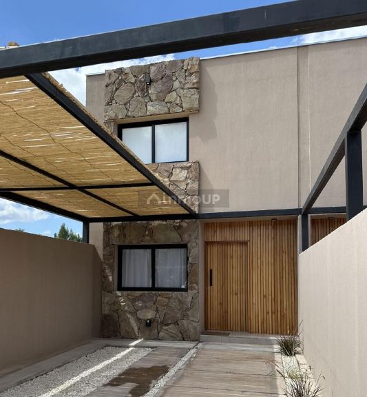 Duplex en Venta en Lujan de Cuyo, Mendoza
