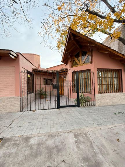 Casa en Venta en Las Heras, Mendoza