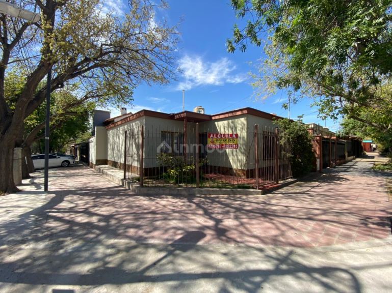 Casa en Alquiler en Capital, Mendoza