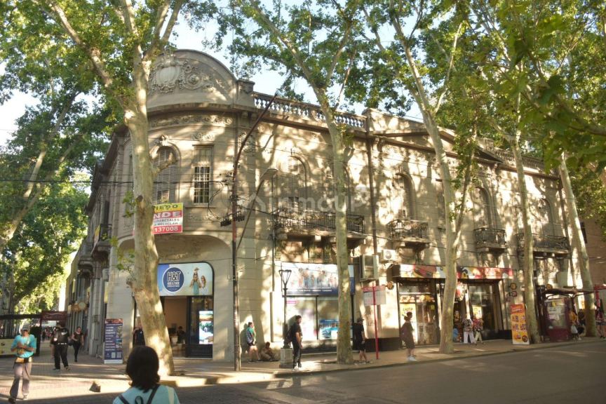 Negocio en Alquiler en Capital, Mendoza