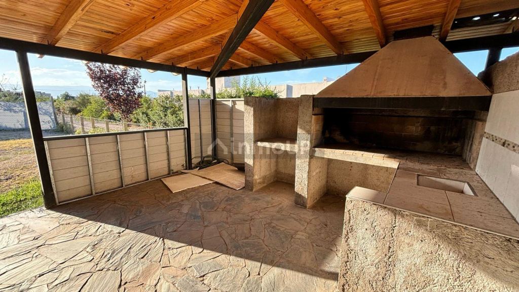 Casa en Alquiler en Maipu, Mendoza