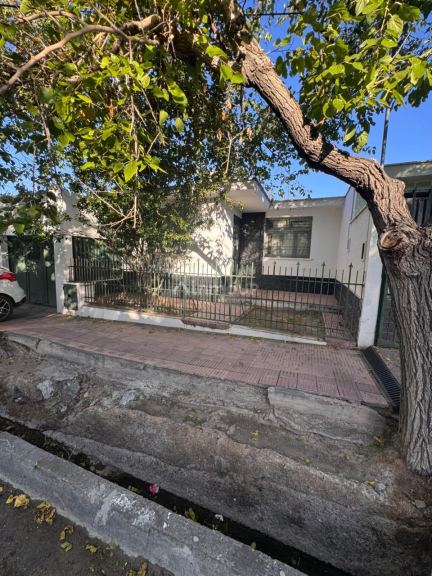 Casa en Alquiler en Las Heras, Mendoza